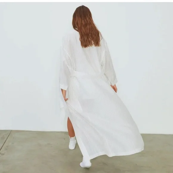 NEW Lunya resort linen silk robe - Picture 4 of 12